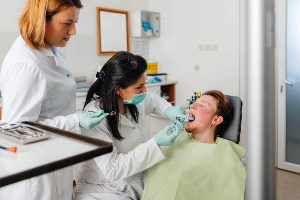 Best Emergency Treatment for Dental Infections or Abscesses in Thief River Falls, MN